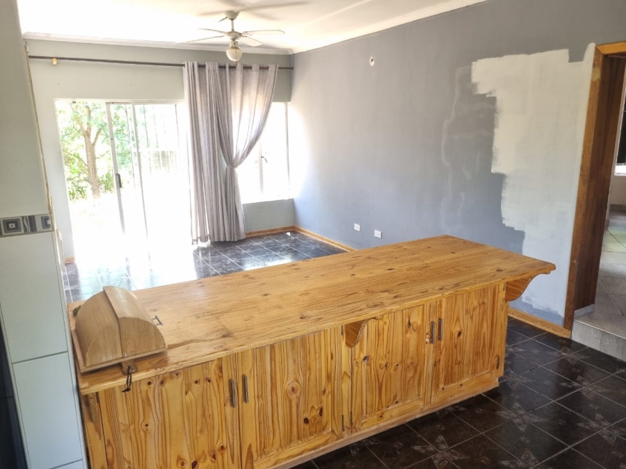 3 Bedroom Property for Sale in Colesberg Northern Cape